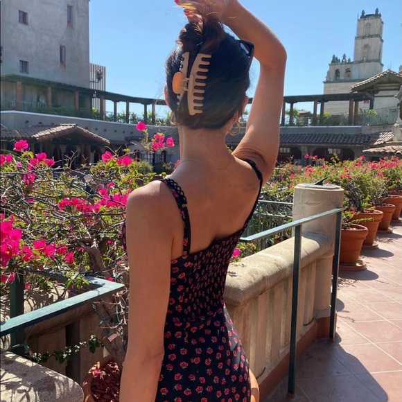 Meet your Posher, Amanda - Picture 3 of 13